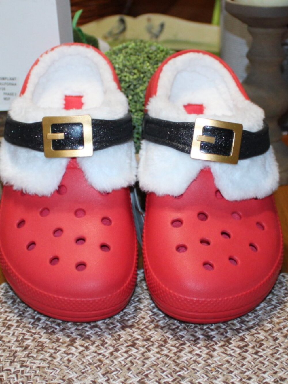 NWT Crocs Classic lined Santa women's size 10 slip on slingback clog shoes  FUN!